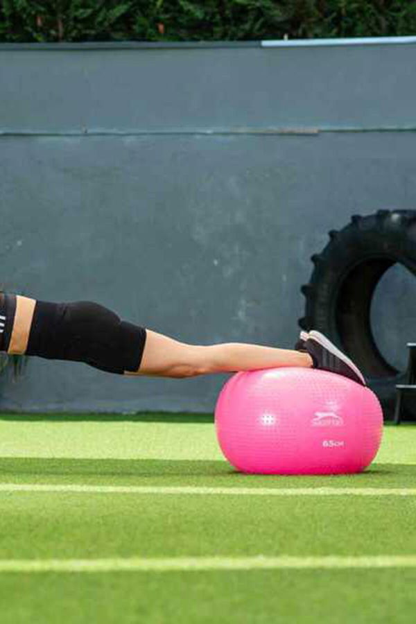 Slazenger 65 cm Anti-Burst Gymball (Pompa Dahil) Unisex Fuşya Pilates Topu